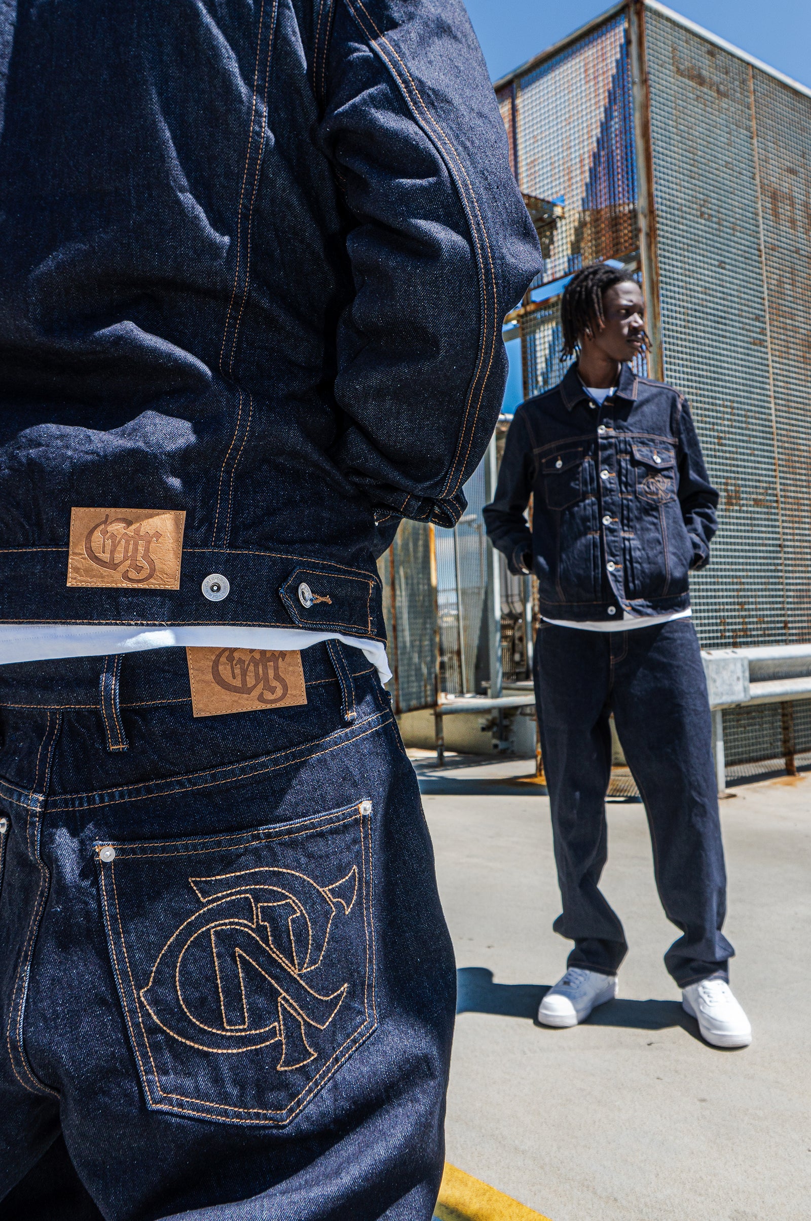 RAW DENIM BAGGY JEANS